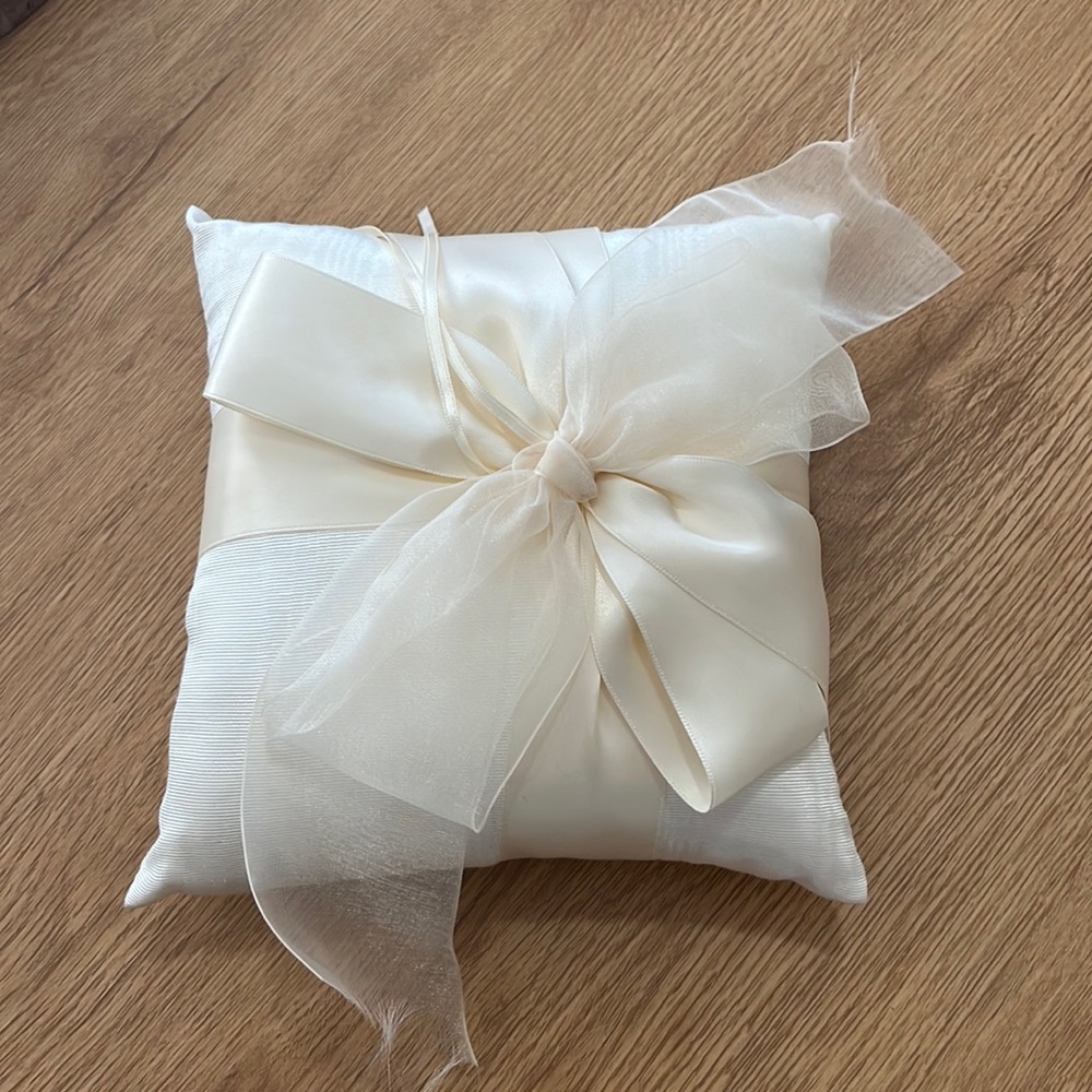 Ivory Ring Bearer Pillow